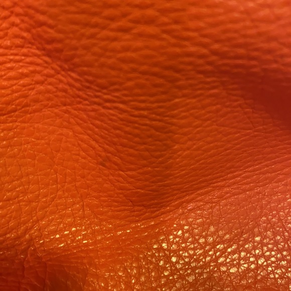 Coral coach purse - Picture 4 of 7